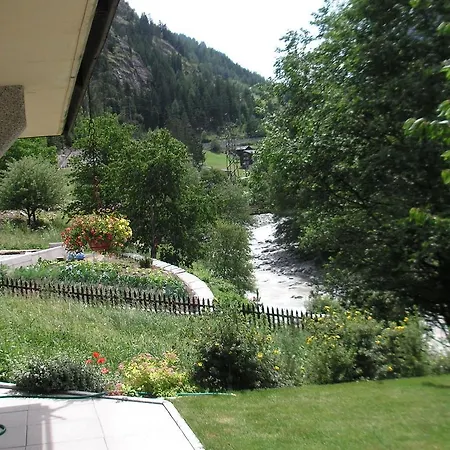 In St Niklaus Near Mattertal Ski Area Appartamento *