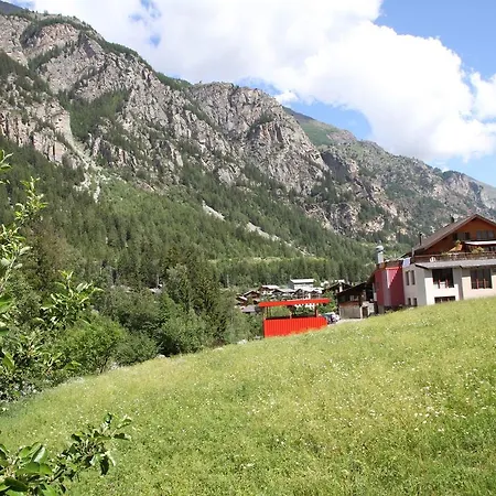 In St Niklaus Near Mattertal Ski Area Appartamento *