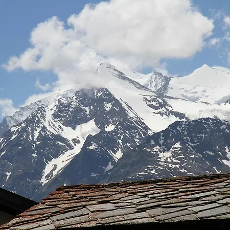 Appartamento In St Niklaus Near Mattertal Ski Area